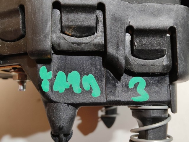 200503 Toyota Yaris III. 2010-2014 kormány légzsák 450190D42