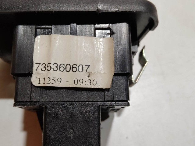 Lancia Ypsilon II.  2003-2011 2003-2011 ablakemelő kapcsoló  Használt  jobb első