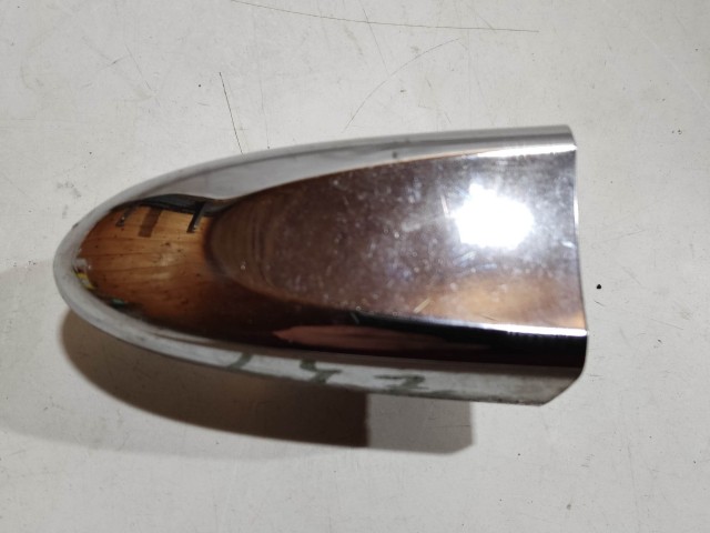 Lancia Ypsilon II.  2003-2011 2003-2011 Kilincs kupak Használt  jobb első külső