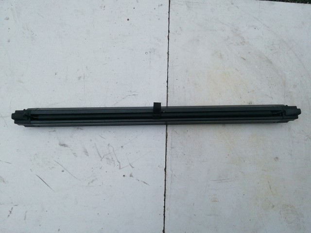 199766 Alfa Romeo 159 fekete színű csomagtér elválasztó háló