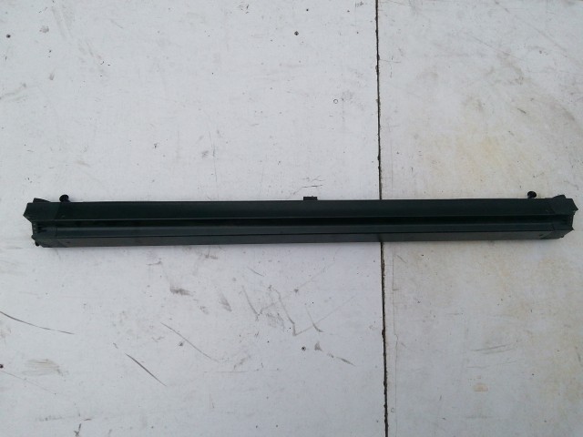 199766 Alfa Romeo 159 fekete színű csomagtér elválasztó háló