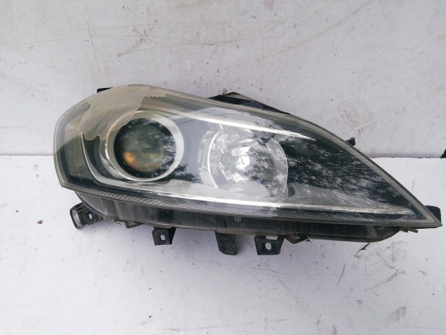 199759 Lancia Delta 2008-2014 jobb első fényszóró, a képen látható plexi mattulással