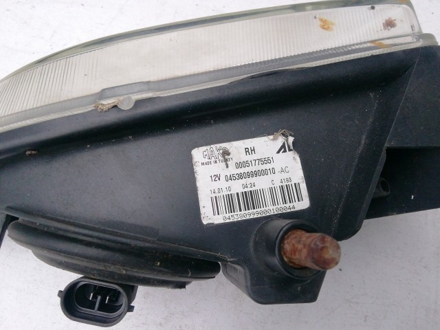 199755 Lancia Delta, Fiat Tipo, Bravo, Croma jobb első ködlámpa, a képen látható foncsor hibával!!!