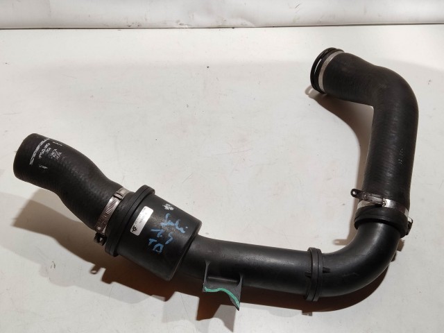 Alfa Romeo Giulietta 2010-2020 Levegőcső  Használt  turbóból az intercollerba 50517500 a képen látható sérüléssel