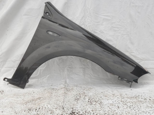 200681 Fiat Croma  2005-2008 jobb első sárvédő, a képen látható sérüléssel