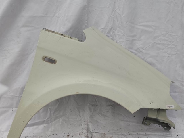 200682 Lancia Musa 2004-2012 jobb első árvédő