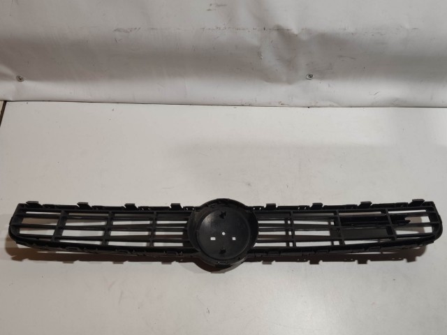 200685 Fiat Bravo 2007-2014 díszrács a képen látható állapotban