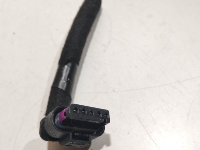 200695 Fiat Punto 2009-2018 hátsó lámpa elektromos csatlakozó