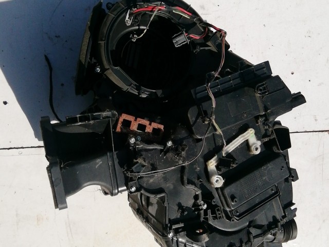 200352 Lancia Delta 2008-2014 digit klímás fűtésboksz 