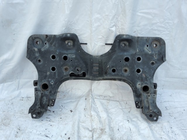 200749 Fiat 500 L 2012-2022 első (segédalváz) Bölcső 51966048