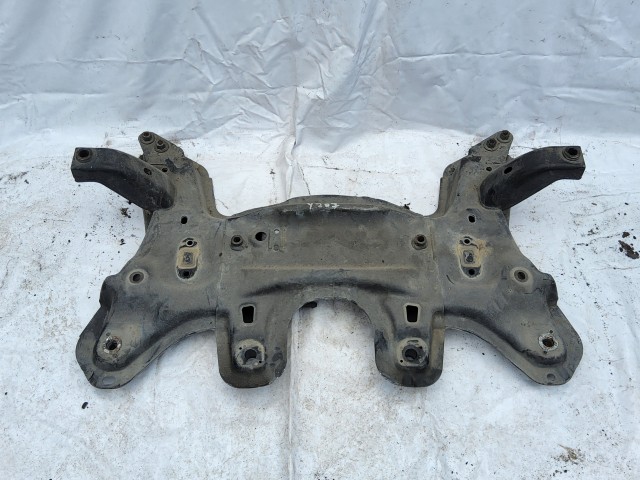 200753 Lancia Ypsilon III.  2011-2024 első segédalváz (bölcső) 51936195