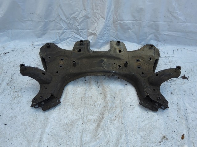 200755 Fiat Panda III. 2012-2024 első segédalváz (bölcső)