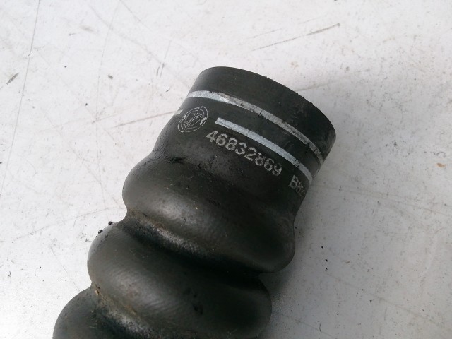 Fiat Multipla 1998-2010 Levegőcső  Használt  turbóból az intercollerba 46832900