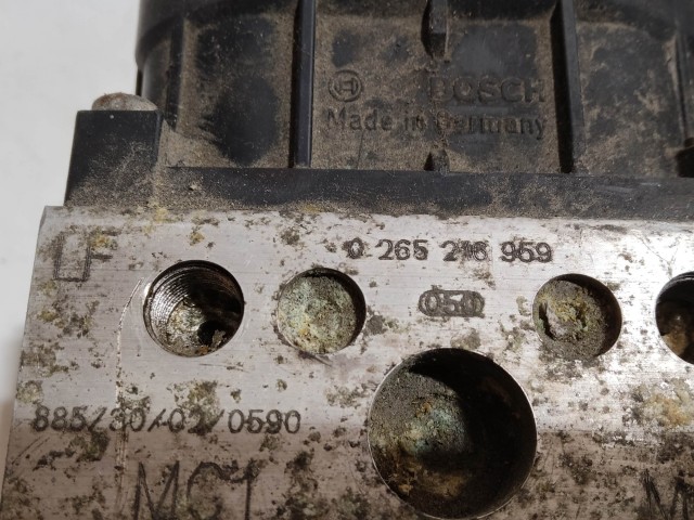 200718 Fiat Multipla Abs, a képen látható csatlakozó sérüléssel 46837590 , 0265216959