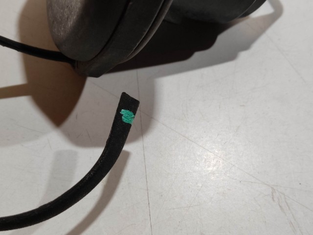 Fiat Stilo üzemanyag tartály sapka a képen látható sérüléssel 