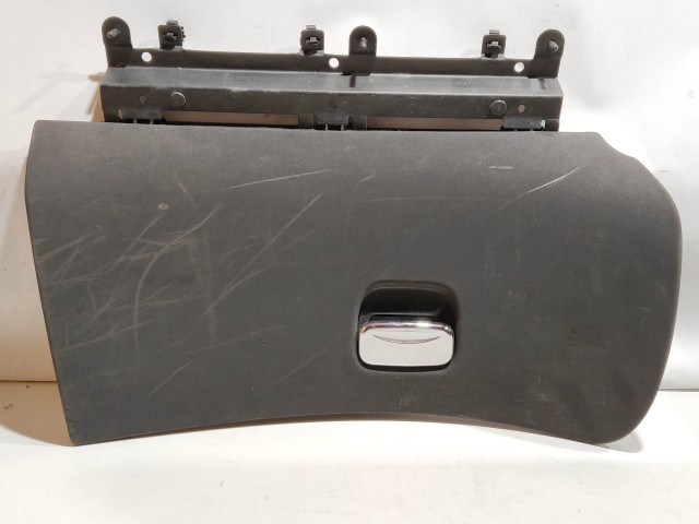 105883 Alfa Romeo GT, 147 fekete színű kesztyűtartó ajtó 735292502