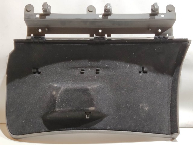 105883 Alfa Romeo GT, 147 fekete színű kesztyűtartó ajtó 735292502