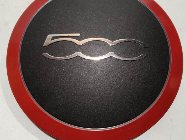 201074 Fiat 500 20074- felni közép kupak 51877477