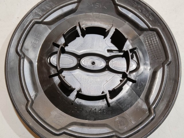201093 Fiat 500 L 2012-2022 Felni közép kupak 735574469