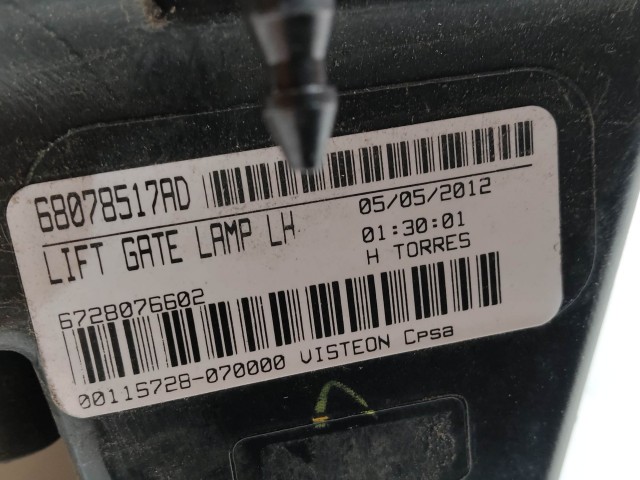 201128 Fiat Freemont 2011-2015 bal hátsó belső lámpa 68078517AD