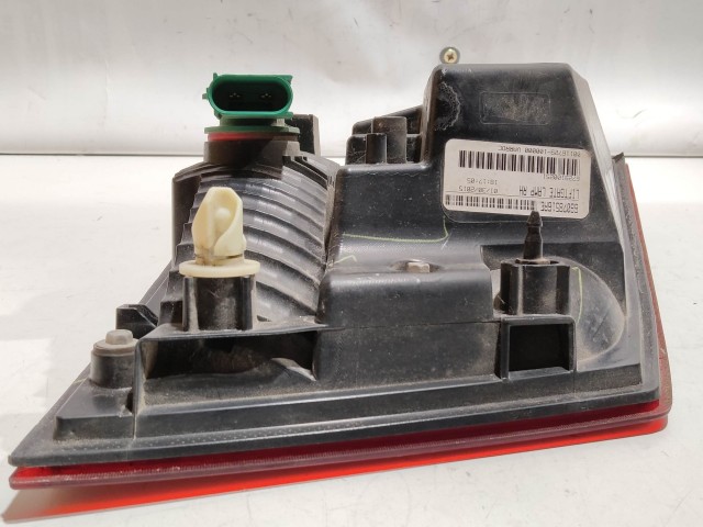 201130 Fiat Freemont 2011-2015 jobb hátsó belső lámpa 68078516AE