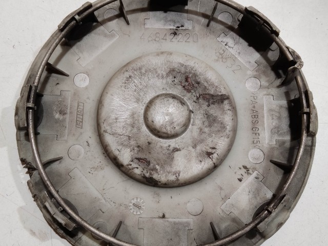 201251 Fiat Multipla 1998-2010 Felni közép kupak 46842220