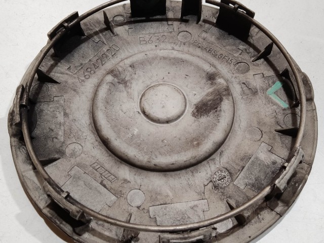 201285 Fiat Multipla 1998-2010 Felni közép kupak, 1 rögzítőfűl törött!!!!