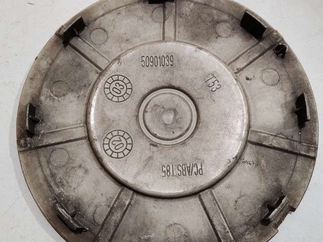 201260 Felni közép kupak 50901039