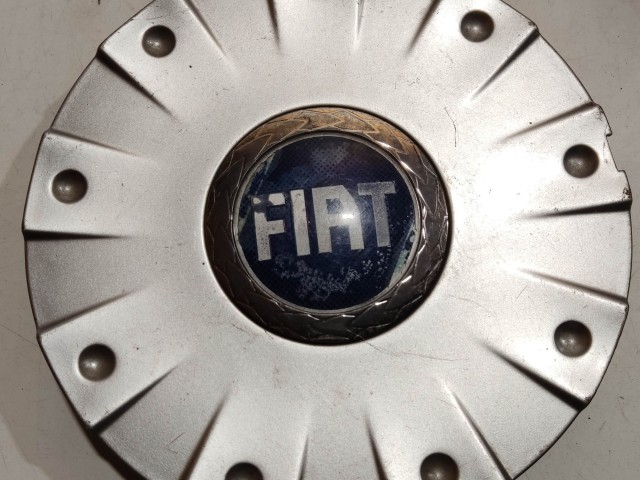 Fiat Felni közép kupak Használt  Ezüst 
