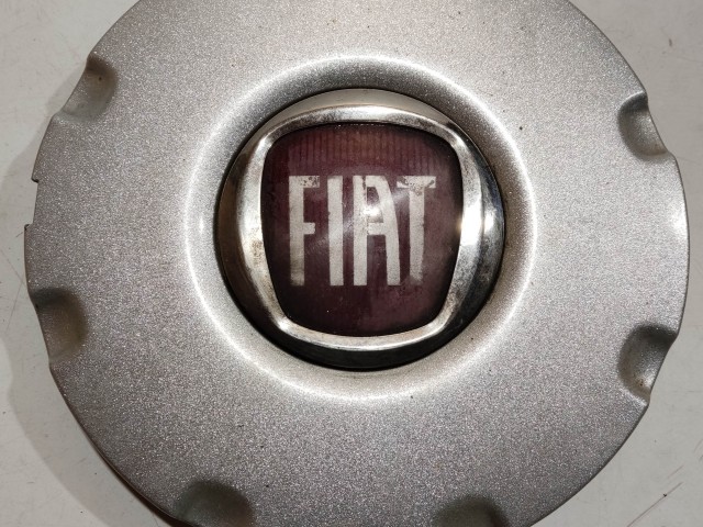 201294 Fiat Multipla 1998-2010 Felni közép kupak 46842220