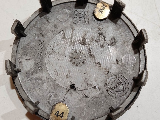 201319 Alfa Romeo 159, Brera, Spider, Giulietta alufelni közép kupak, a képen látható állapotban