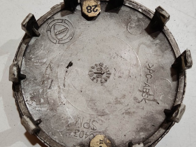 201330 Alfa Romeo 159, Brera, Spider, Giulietta alufelni közép kupak, a képen látható állapotban