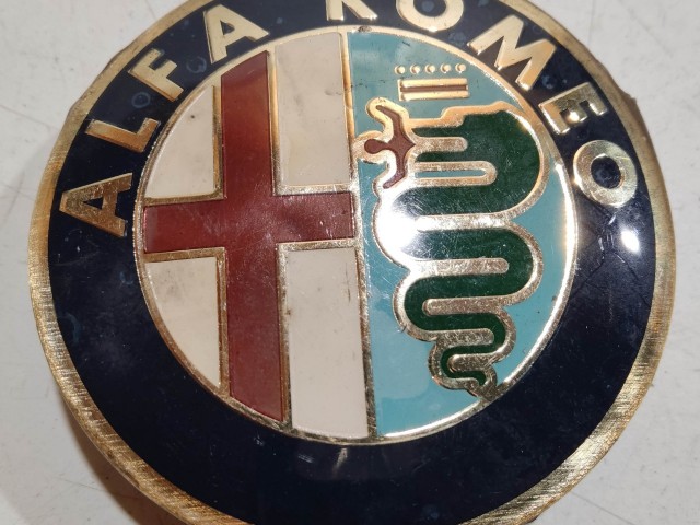 201339 Alfa Romeo 159, Brera, Spider, Giulietta alufelni közép kupak, a képen látható állapotban