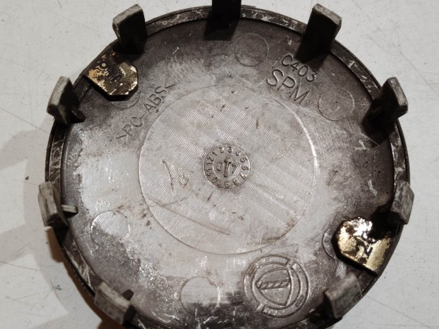 201339 Alfa Romeo 159, Brera, Spider, Giulietta alufelni közép kupak, a képen látható állapotban