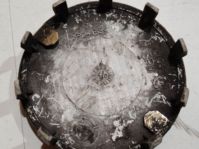 201348 Alfa Romeo 159, Brera, Spider, Giulietta alufelni közép kupak, a képen látható állapotban