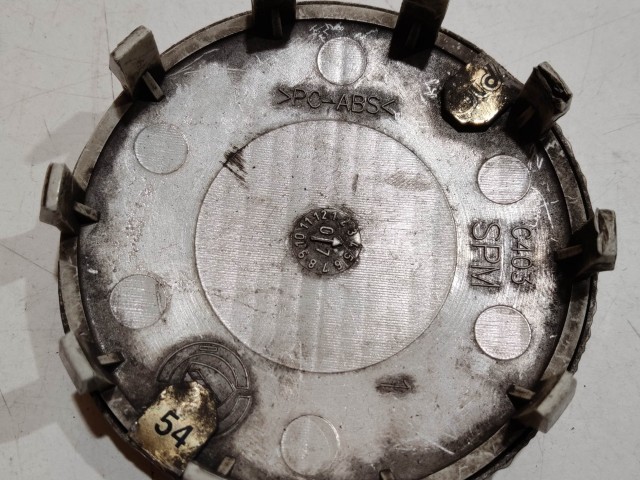 201351 Alfa Romeo 159, Brera, Spider, Giulietta alufelni közép kupak, a képen látható állapotban