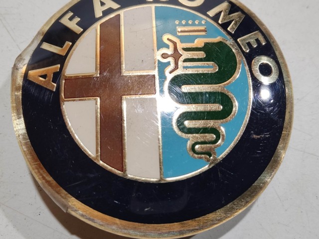 Alfa Romeo Brera  2005-2010 Felni közép kupak Használt  