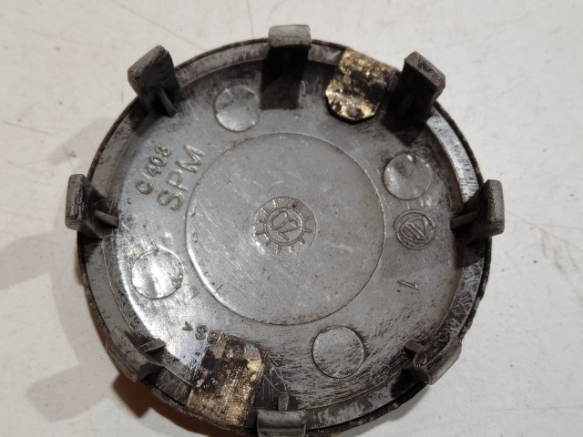 201424 Alfa Romeo 145,146, 147,156,166,Gt alufelni közép kupak a képen látható állapotban