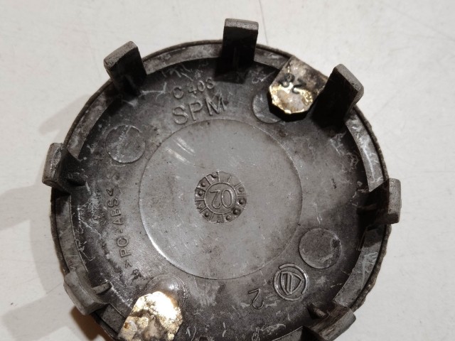 201428 Alfa Romeo 147, 156, 166, Gt felni közép kupak, átmérő 50 mm, képen látható állapotban  