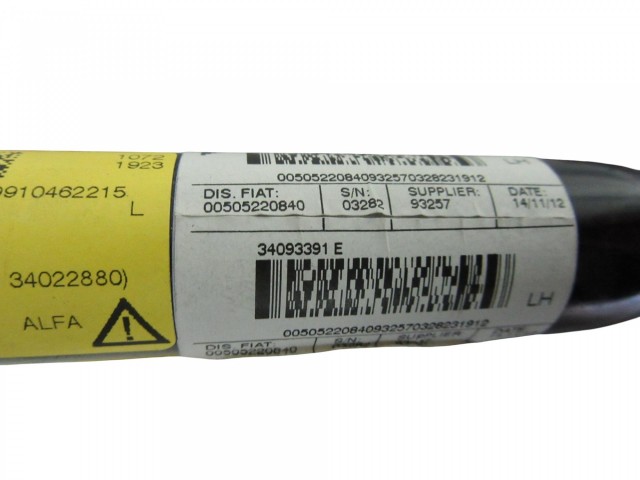 Alfa Romeo Giulietta bal első övfeszítő 50522084