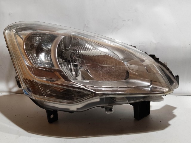 201580 Citroen Berlingo, Peugeot Partner 2008-2018 jobb első fényszóró 89318041