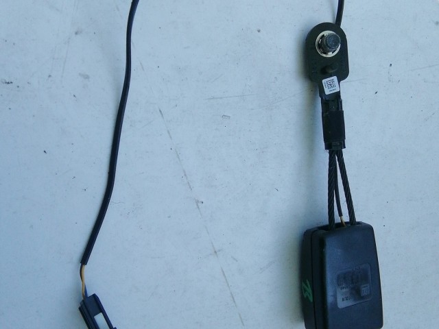 Chevrolet Cruze 2008-2016 első biztonsági öv csat 68-830-9590