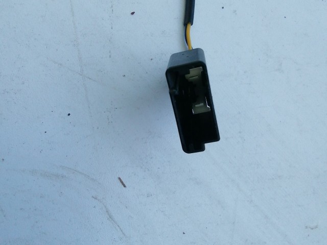 Chevrolet Cruze 2008-2016 első biztonsági öv csat 68-830-9590