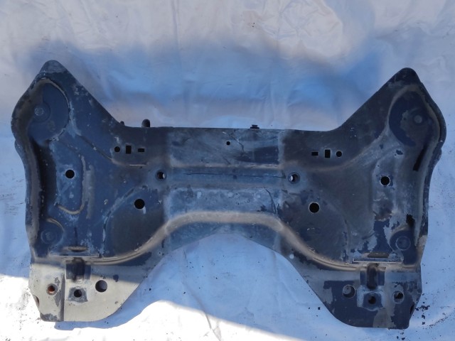 201585 Peugeot 206 1998-2012 első segédalváz (bölcső)