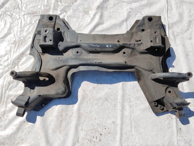 201586 Citroen C3 Picasso  2009-2017 első segédalváz (Bölcső)