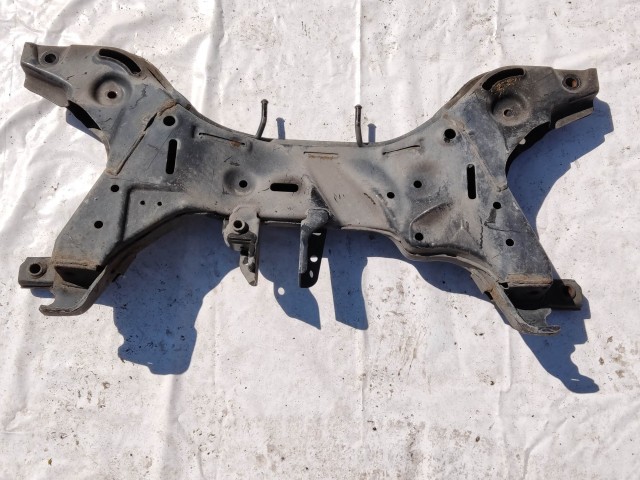 201587 Kia Picanto 2004-2011 első segédalváz (bölcső)