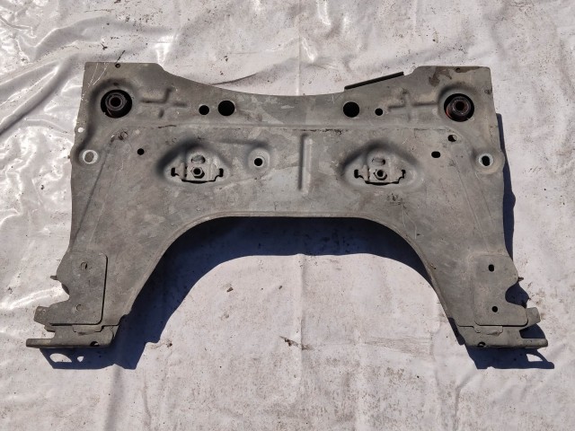 201599 Renault Clio III. , Modus első segédalváz (bölcső)