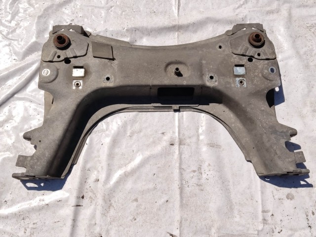 201599 Renault Clio III. , Modus első segédalváz (bölcső)