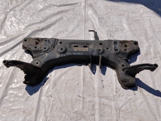 201600 Ford Fiesta 2008-2017 első segédalváz (bölcső) 