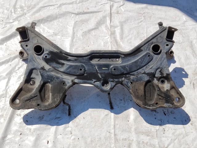 201601 Suzuki Swift IV. 2010-2017 1,2 benzin első kerékhajtású, első segédalváz (Bölcső)